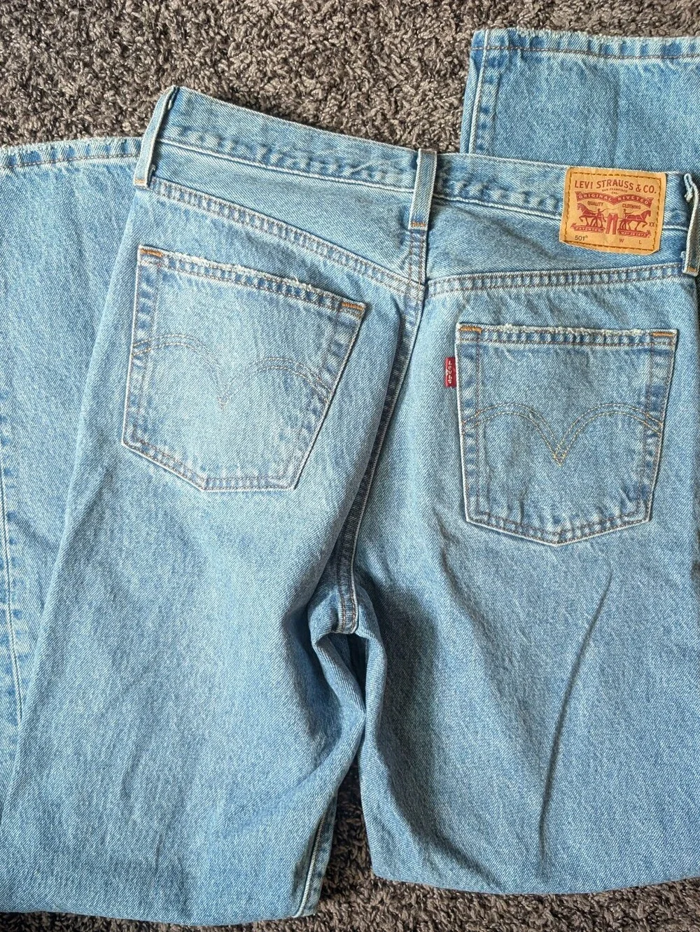 501 Levi's Light Wash Straight Leg Men's Jeans
